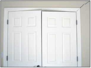 Sticking doors due to heaving